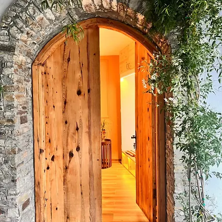 Archontessa - Historic Boutique Apartament Lefkara